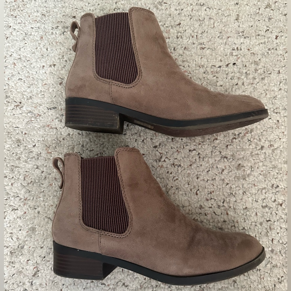 Suede Chelsea Boots size 8-8.5
